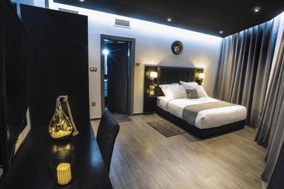 Calypso Hotell Aïn el Turk Exteriör bild