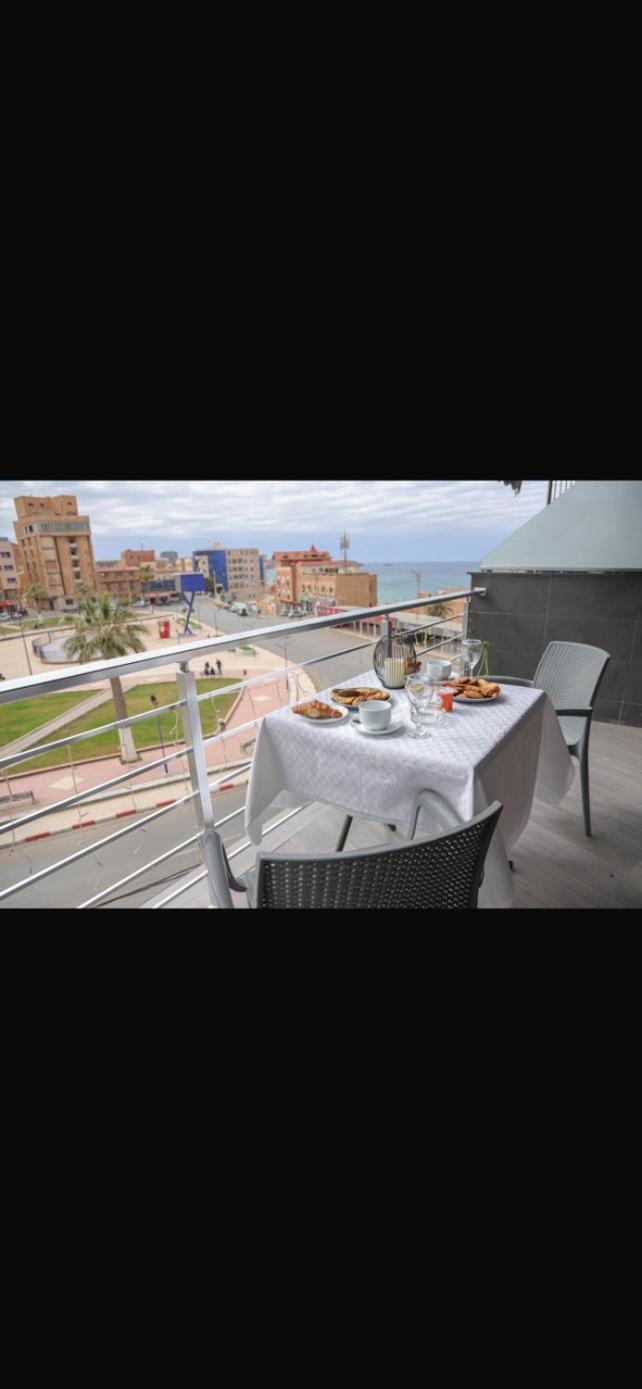 Calypso Hotell Aïn el Turk Exteriör bild