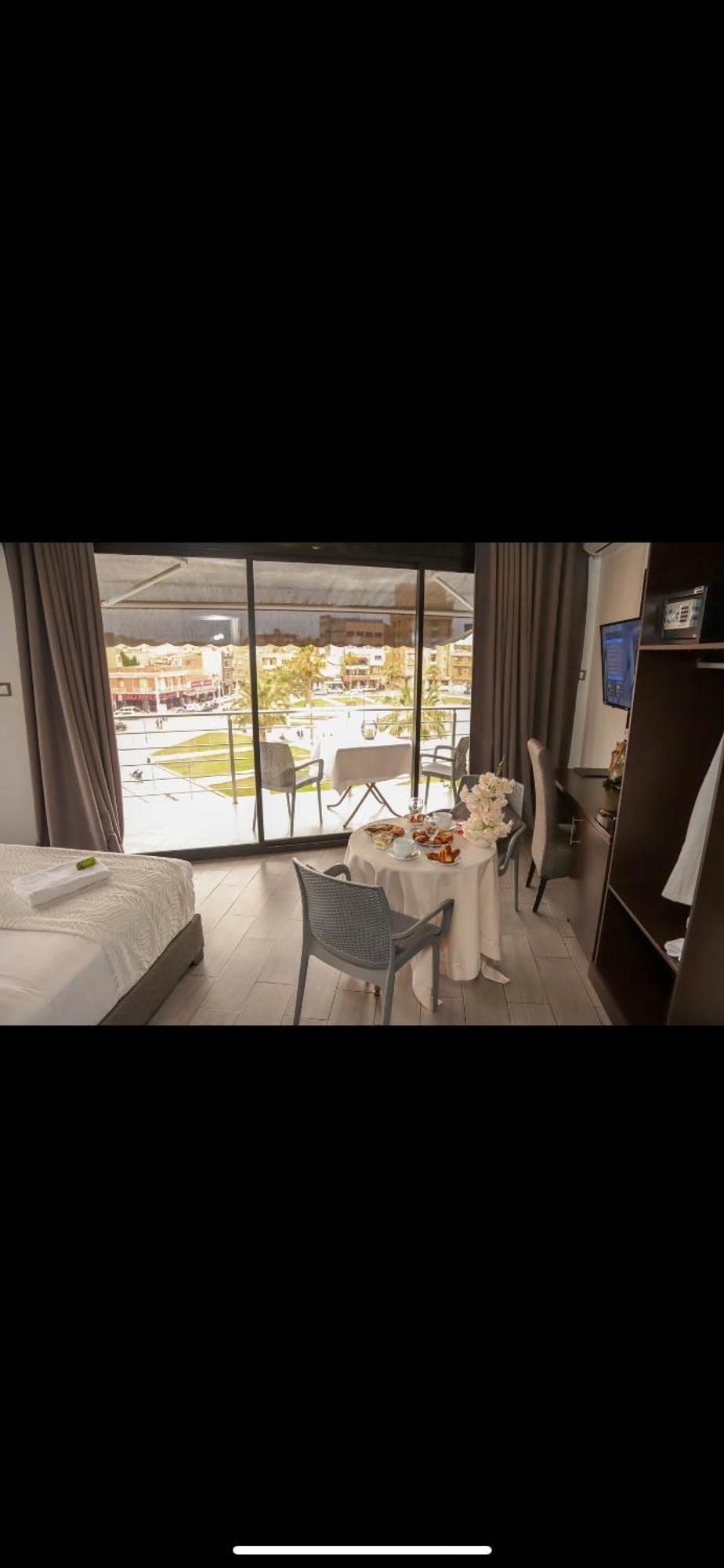 Calypso Hotell Aïn el Turk Exteriör bild